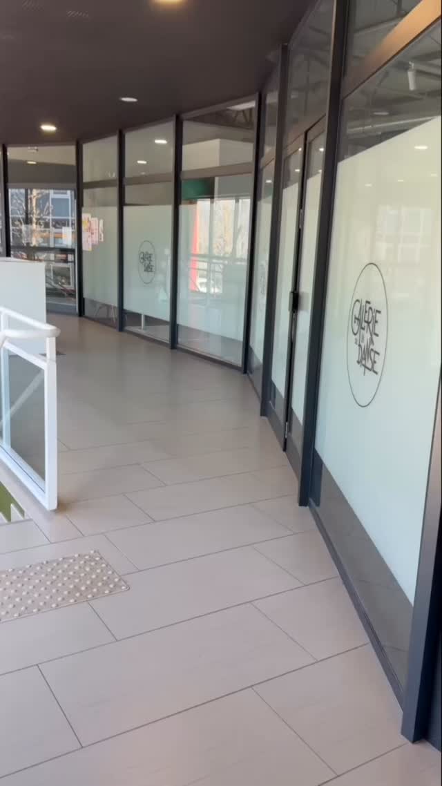 ✨ Recrutement section sport-étude danse – Collège & Lycée ✨

À La Galerie de la Danse, nous proposons un accompagnement complet pour les jeunes danseur·se·s souhaitant concilier parcours scolaire et exigence artistique.

Notre programme s’appuie sur :
🩰 Un enseignement en danse classique, enrichi de disciplines complémentaires
🎓 Des horaires aménagés, en lien étroit avec les collèges et lycées
👩‍🏫 Un encadrement par des professeurs diplômées d’État
🌟 Une préparation aux concours, à l’EAT et à l’entrée dans les grandes écoles
🎭 Des expériences scéniques régulières

Chaque élève bénéficie d’un suivi personnalisé, dans un cadre à la fois bienveillant, structurant et adapté à ses objectifs.

📩 Pour toute information ou candidature :
lesamisdelagalerie25@gmail.com